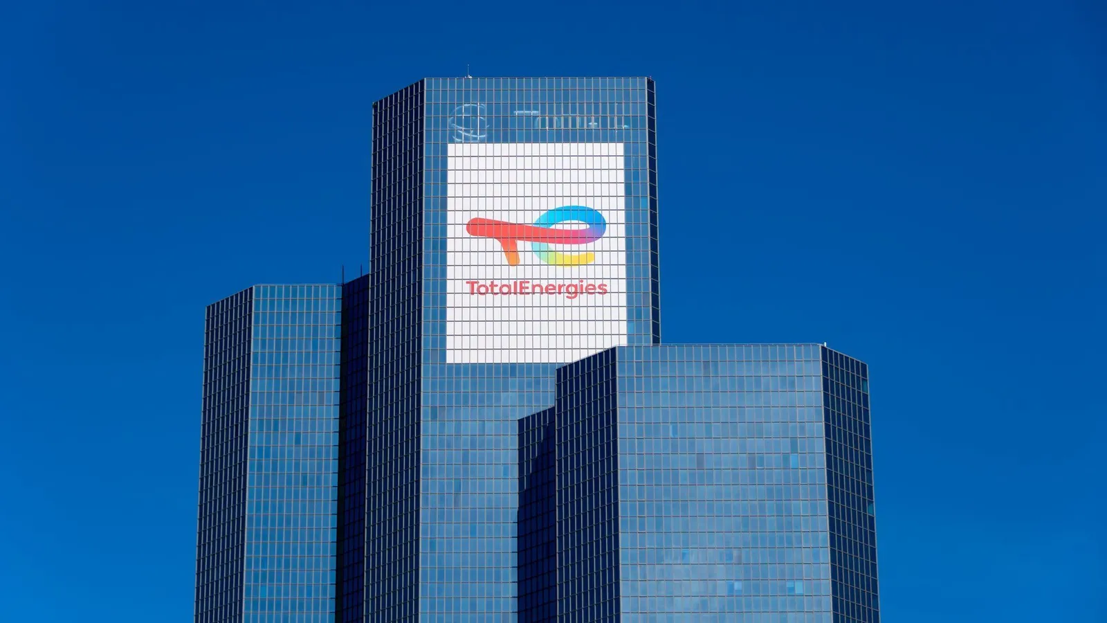 Le PDG de TotalEnergies menace de ne pas prolonger le carburant à 1,99 euro