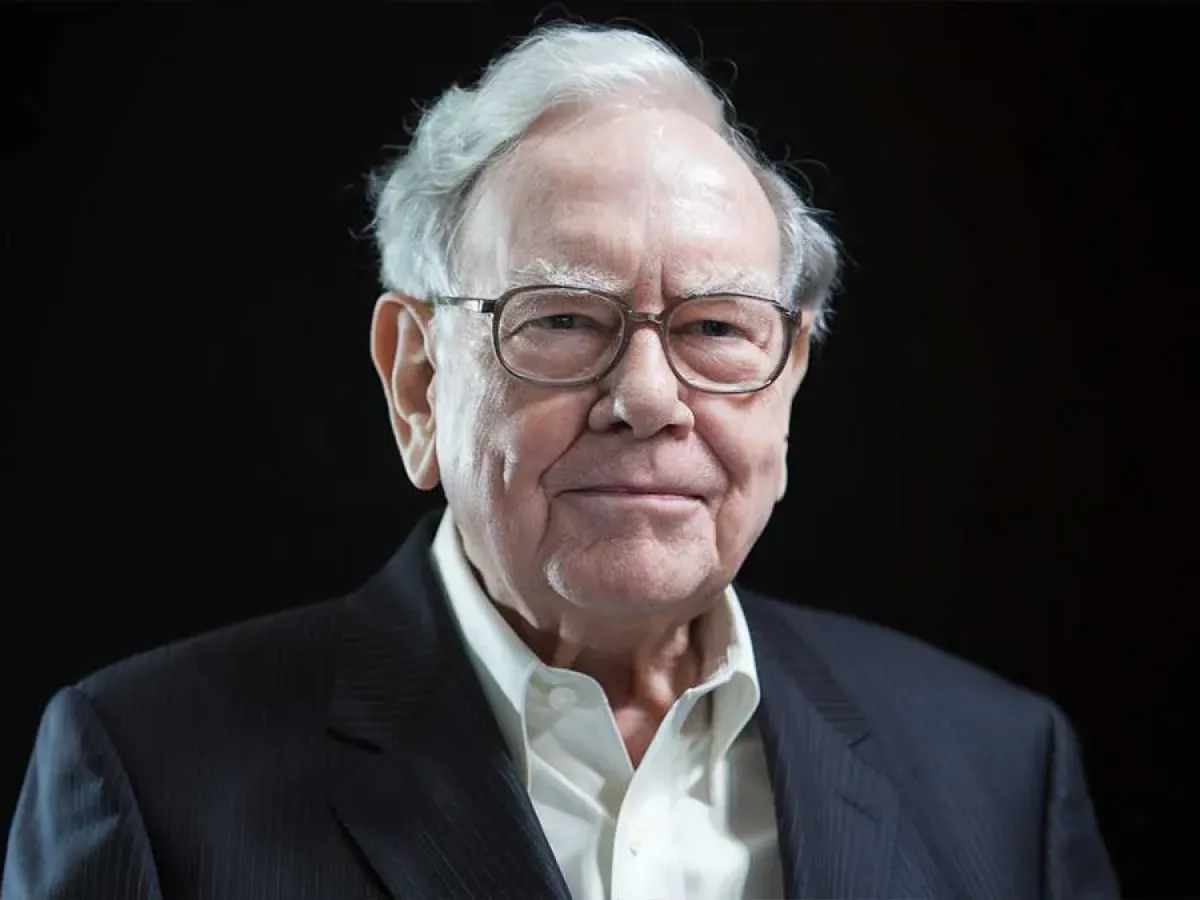 Warren Buffett vend massivement ses actions : l'Oracle d'Omaha prépare-t-il le krach du siècle ?